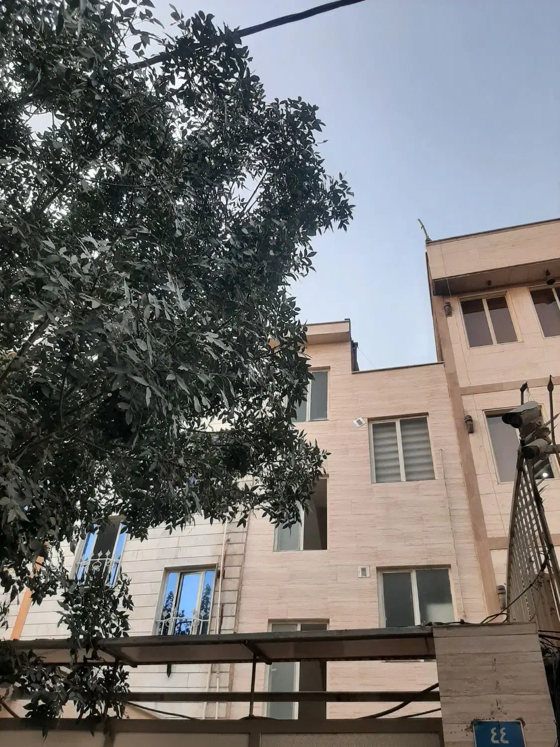 فروش خانه ویلایی ۹۰ متری جهت شمالی در۳طبقه|فروش خانه و ویلا|تهران, نعمتآباد|دیوار