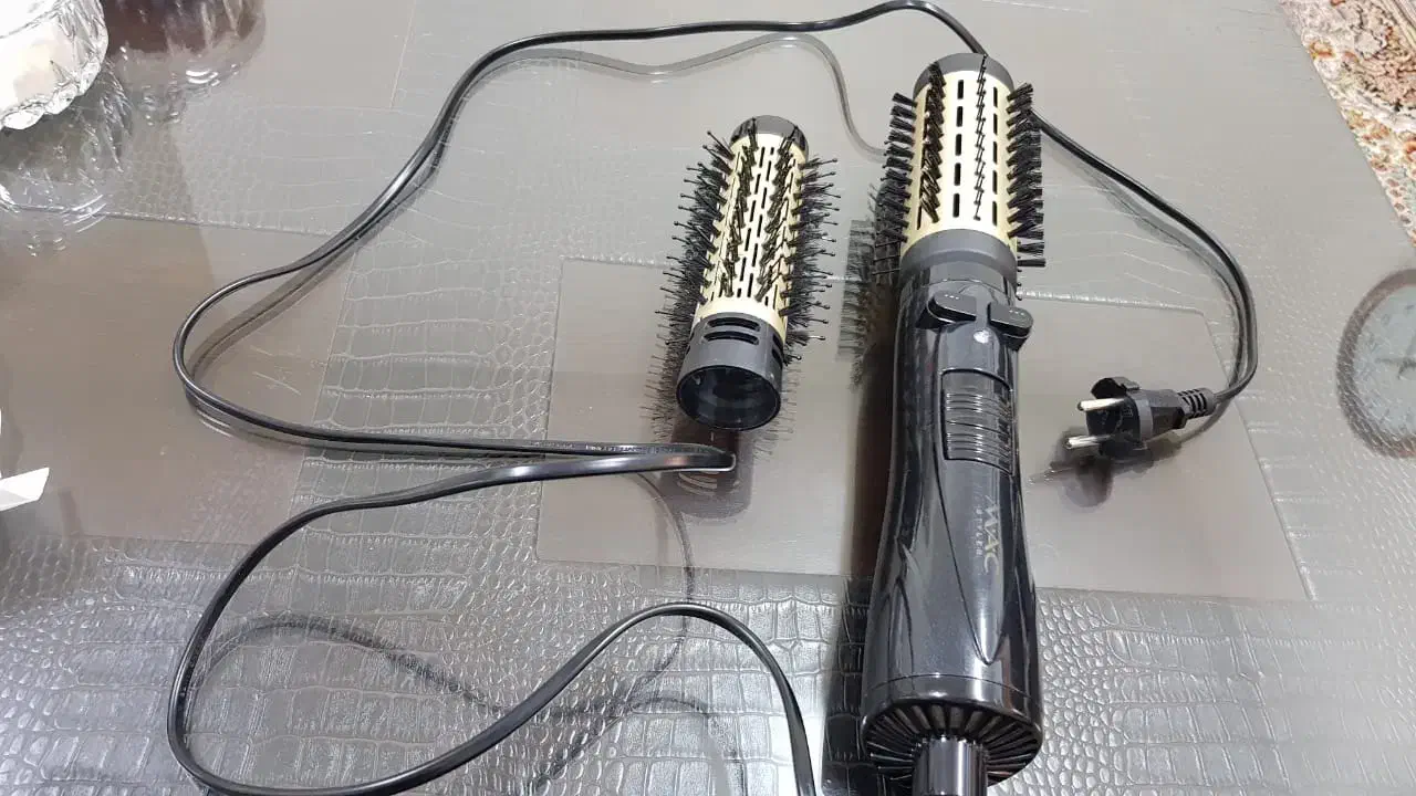 سشوار شانه ای چرخشی|آرایشی، بهداشتی، درمانی|اهواز, شهرک نفت|دیوار