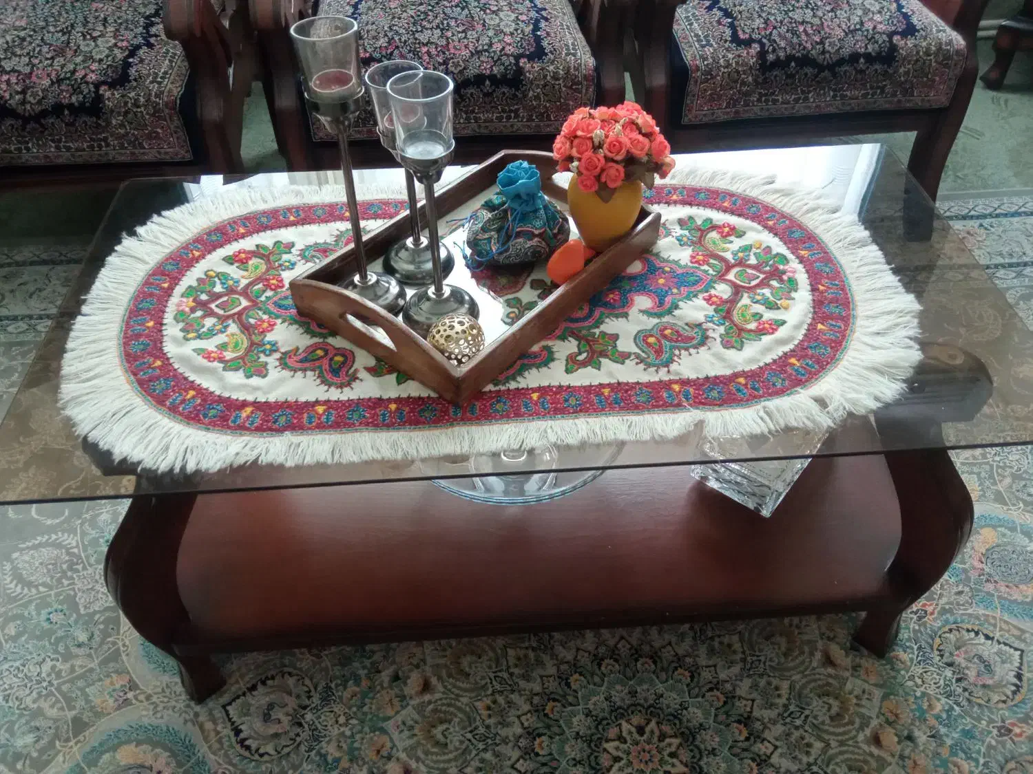 میز وسط مبلی در حد نو|مبلمان خانگی و میز عسلی|بم, |دیوار