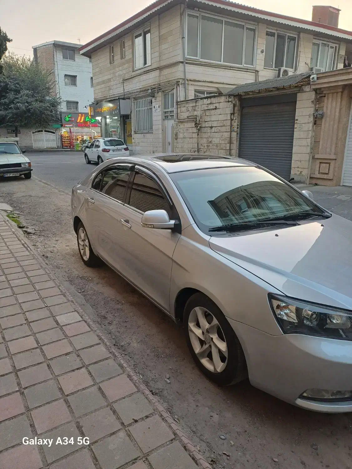 جیلی امگراندسالم|خودرو سواری و وانت|رشت, استقامت ۱|دیوار