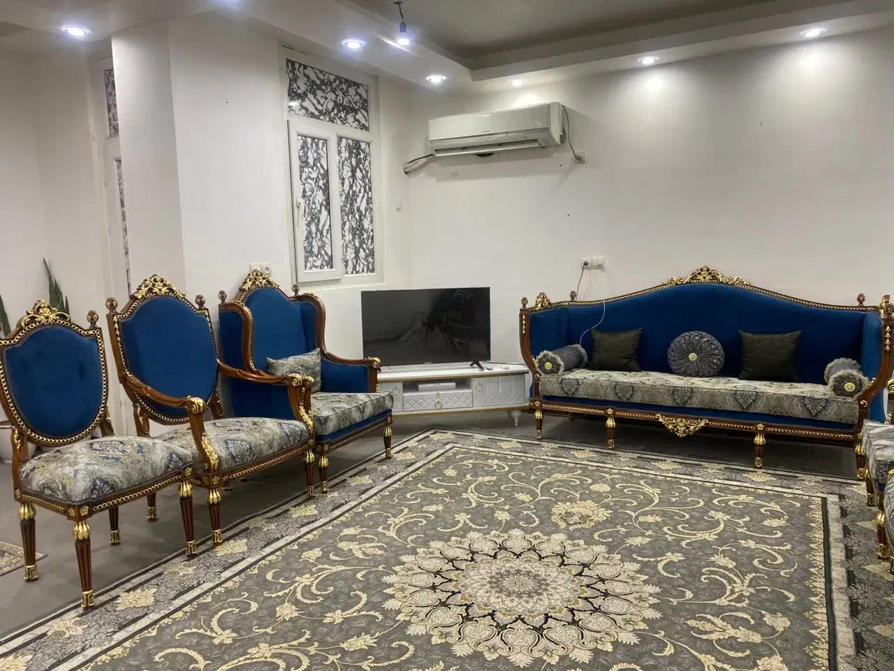 مبل نو 8نفره|مبلمان خانگی و میز عسلی|قلعه گنج, |دیوار