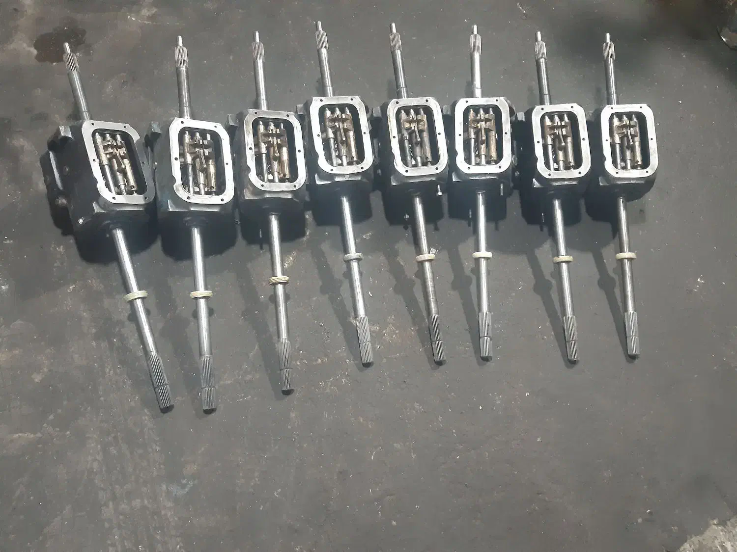 گیربکس  انواع گیربکس وانت پیکان آردی|قطعات یدکی و لوازم جانبی|کرمانشاه, |دیوار