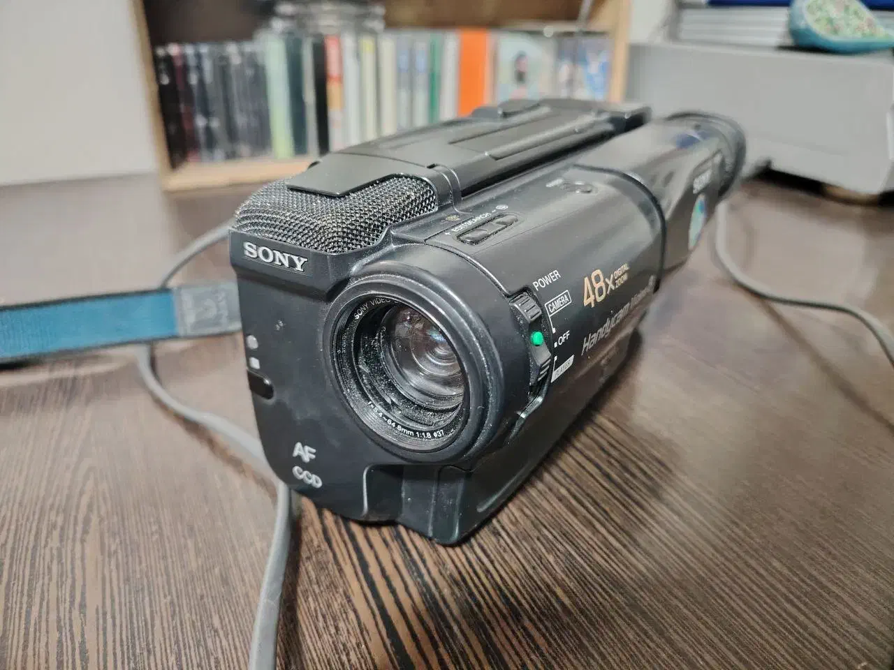 دوربین فیلمبرداری سونی ژاپنی|دوربین عکاسی و فیلم‌برداری|نیشابور, بنیاد شهید|دیوار