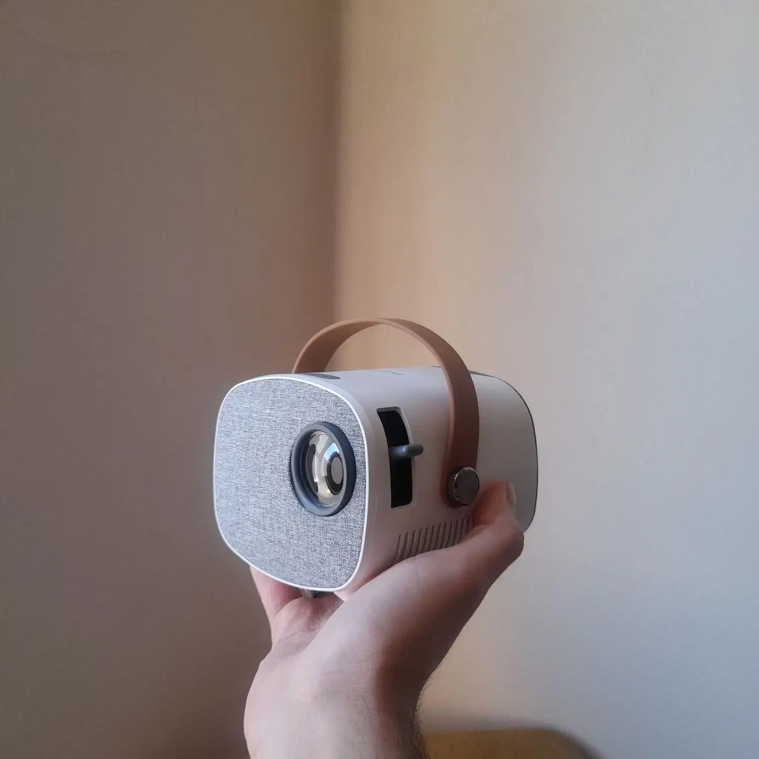 ویدیو پرژکتور pro one|تلویزیون و پروژکتور|قزوین, |دیوار