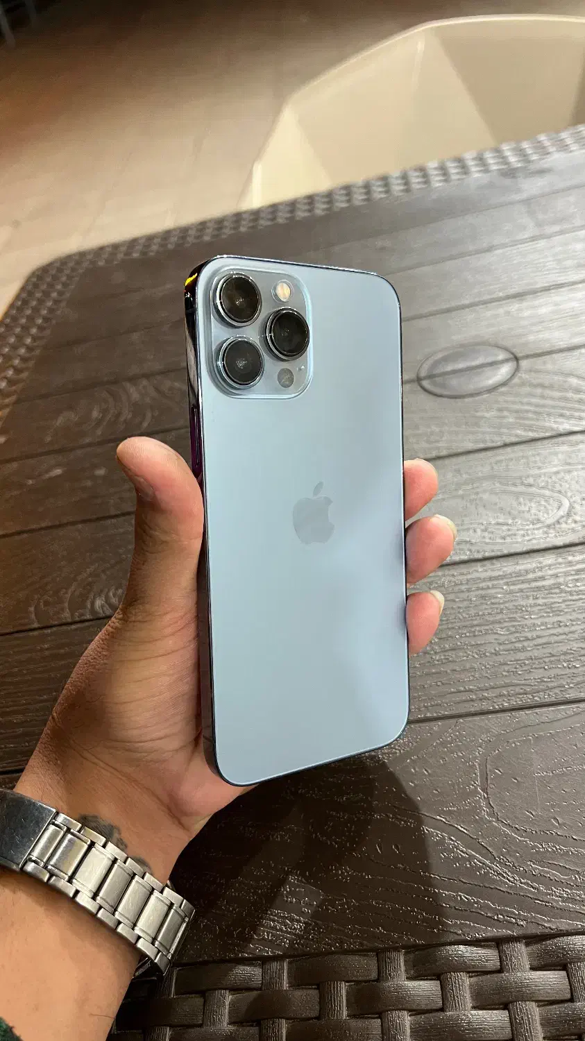 ایفون ۱۳پرومکس درحد خشک|موبایل|بم, |دیوار