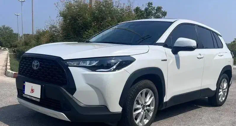 تویوتا کرولا کراس 2024|خودرو سواری و وانت|کیش, |دیوار