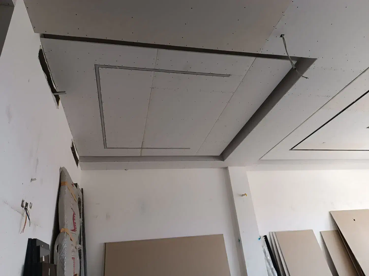 شاگرد کناف کار|استخدام معماری، عمران و ساختمانی|دزفول, |دیوار