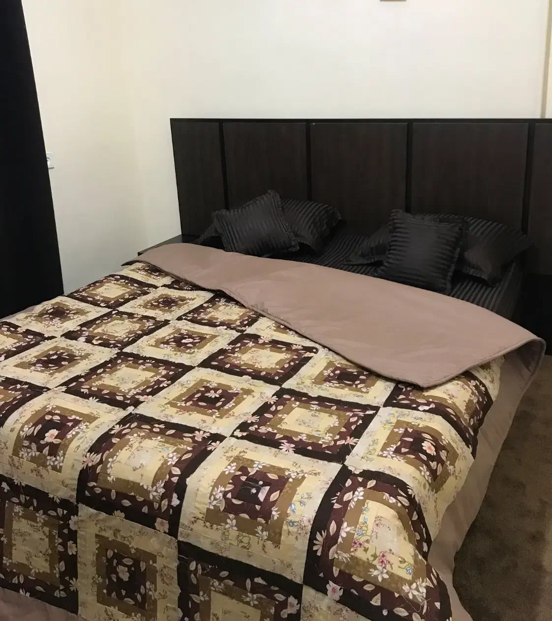 تخت دو نفره همراه با تشک|تخت و سرویس خواب|یاسوج, |دیوار