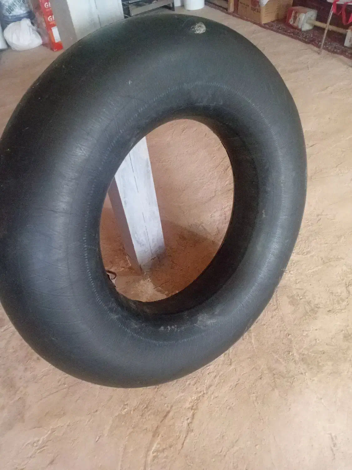 تیوپ|اسباب‌‌بازی|قیدار, |دیوار