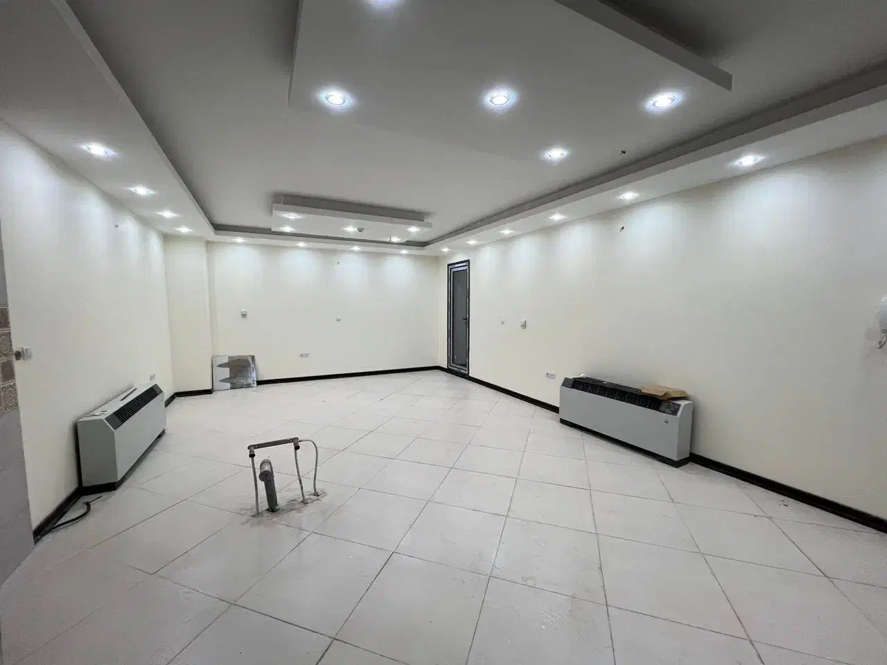 همکف کلید اول ۹۰ متر فول امکانات (فردوسی)|فروش آپارتمان|شاهینشهر, فردوسی|دیوار