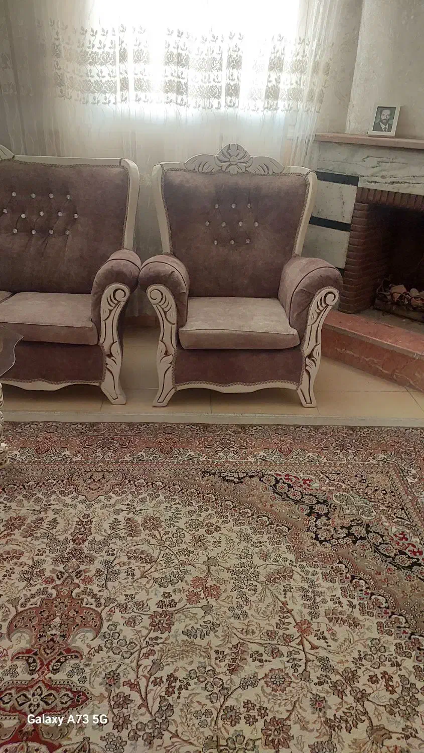 دودست مبل|مبلمان خانگی و میز عسلی|شهریار, رضی آباد بالا|دیوار