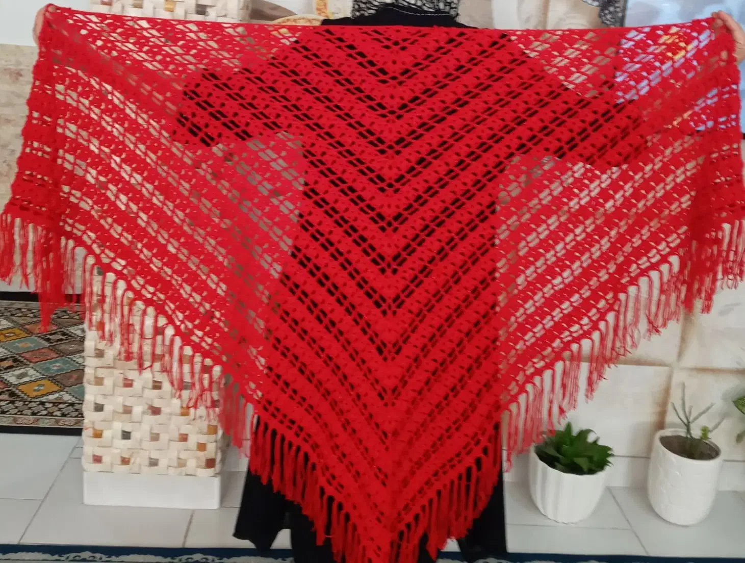 شال بافتنی سه گوش رنگ قرمز|لباس|آستارا, |دیوار