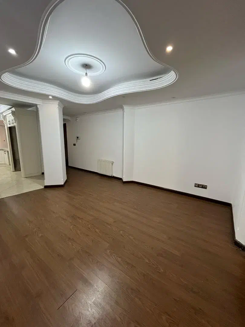 اپارتمان / ۱۶۰ متری / ۳ خواب