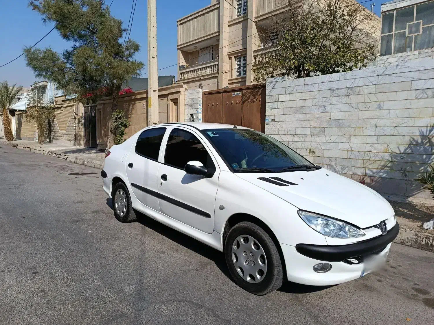 پژو 206 V8 sdمدل 1394|خودرو سواری و وانت|شیراز, سعدیه جنوبی|دیوار