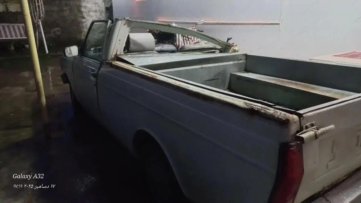 پیکان وانت تصادفی یک طرف خوردگی با سقف|خودرو سواری و وانت|بندر انزلی, لیچارگی حسن رود|دیوار