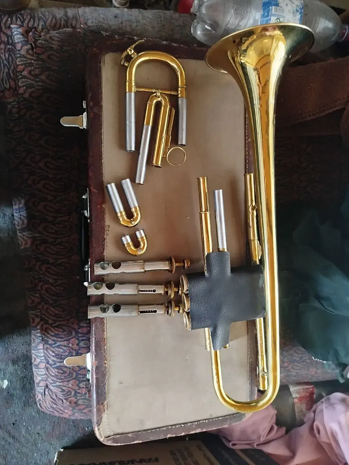 ترومپت پاروت|سازهای بادی|فلاورجان, |دیوار