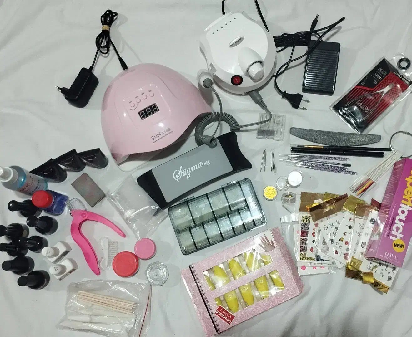 وسایل ناخن|آرایشگاه و سالن‌های زیبایی|محمدیه-قزوین, |دیوار