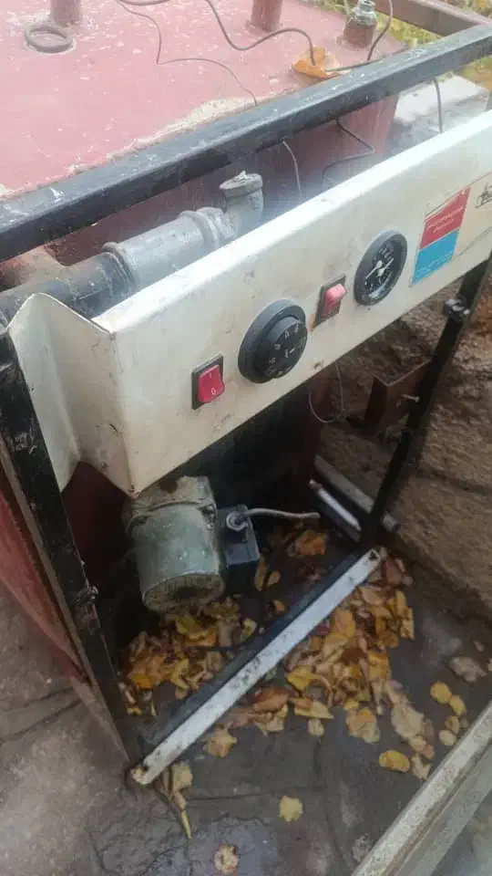 پکیج زمینی و آبگرمک ن برقی|آبگرمکن، پکیج، شوفاژ|گلبهار, شهر جدید گلبهار|دیوار