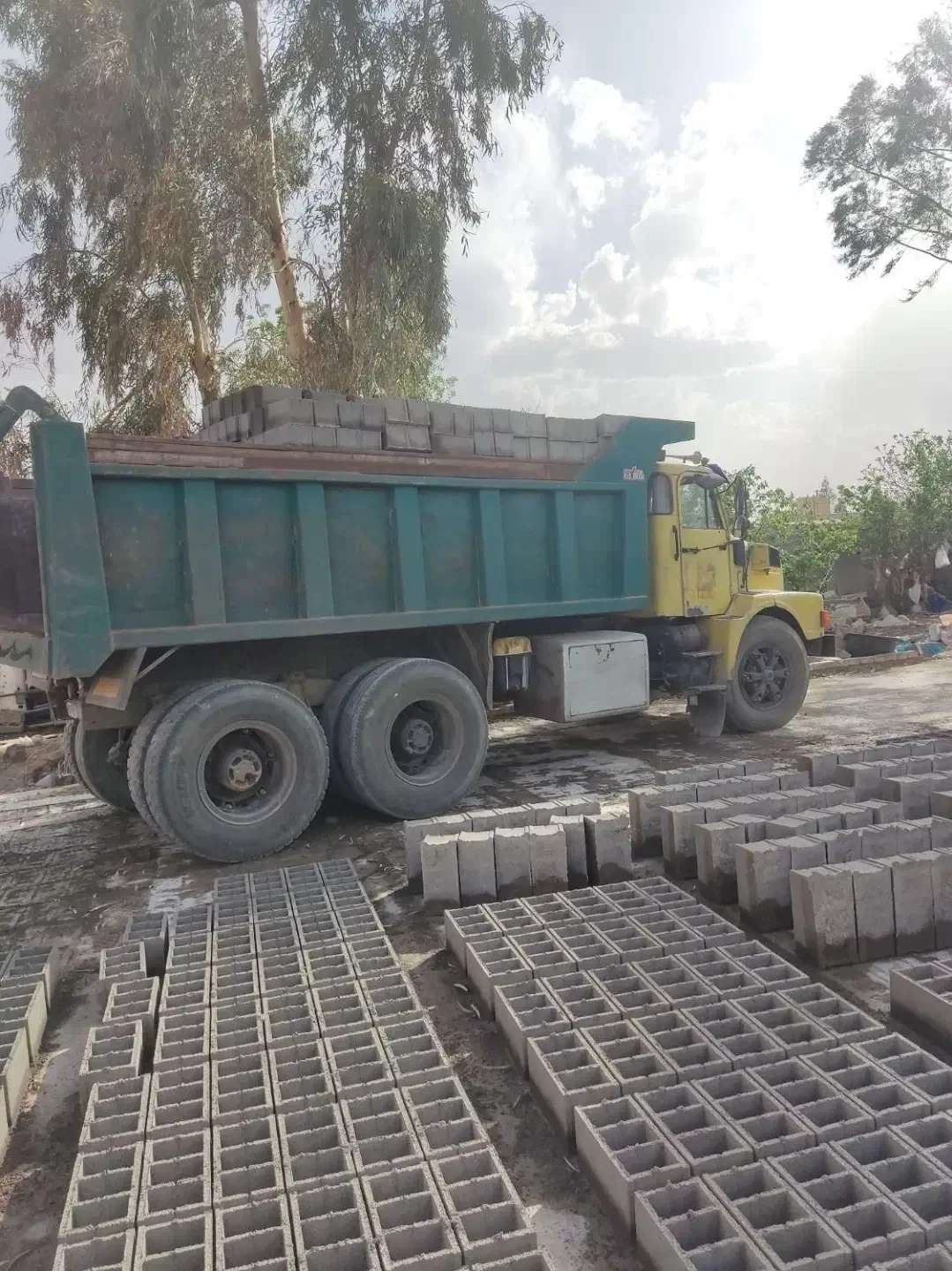 بلوک سنگین ۱۶۰۰۰ت   بلوک و تیر باغی|مصالح و تجهیزات ساختمان|ارومیه, |دیوار