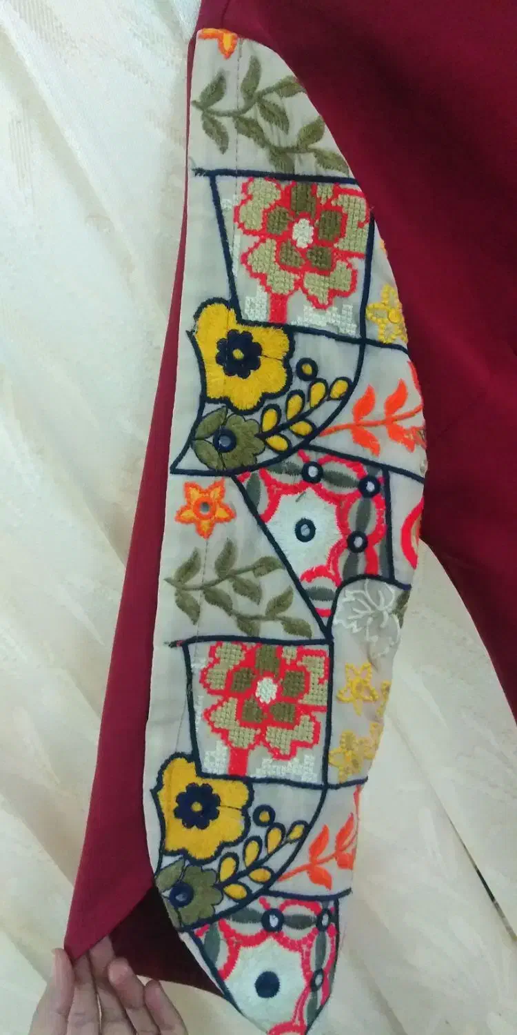 تعداد زیادی لباس بچگانه|کفش و لباس بچه|یزد, |دیوار