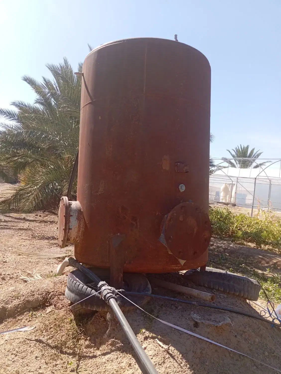 فروش تانکر 3/5هزار لیتری|مصالح و تجهیزات ساختمان|مهرستان, |دیوار