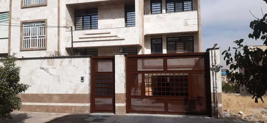 اجاره منزل 120 متری دوخوابه خیابان مکتبی میانرود|اجارهٔ آپارتمان|شیراز, شیخ روزبهان|دیوار