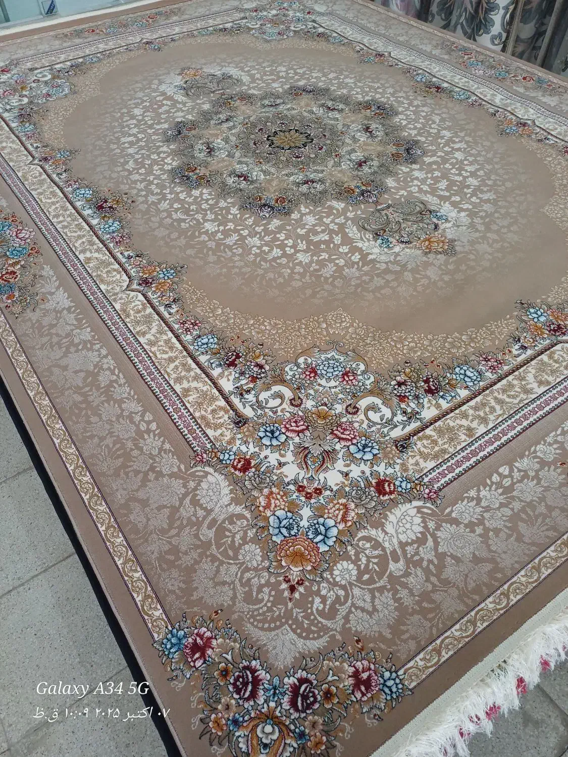 چهارتخته ۷۰۰شانه تراکم ۲۵۵۰|فرش|قم, نیروگاه|دیوار