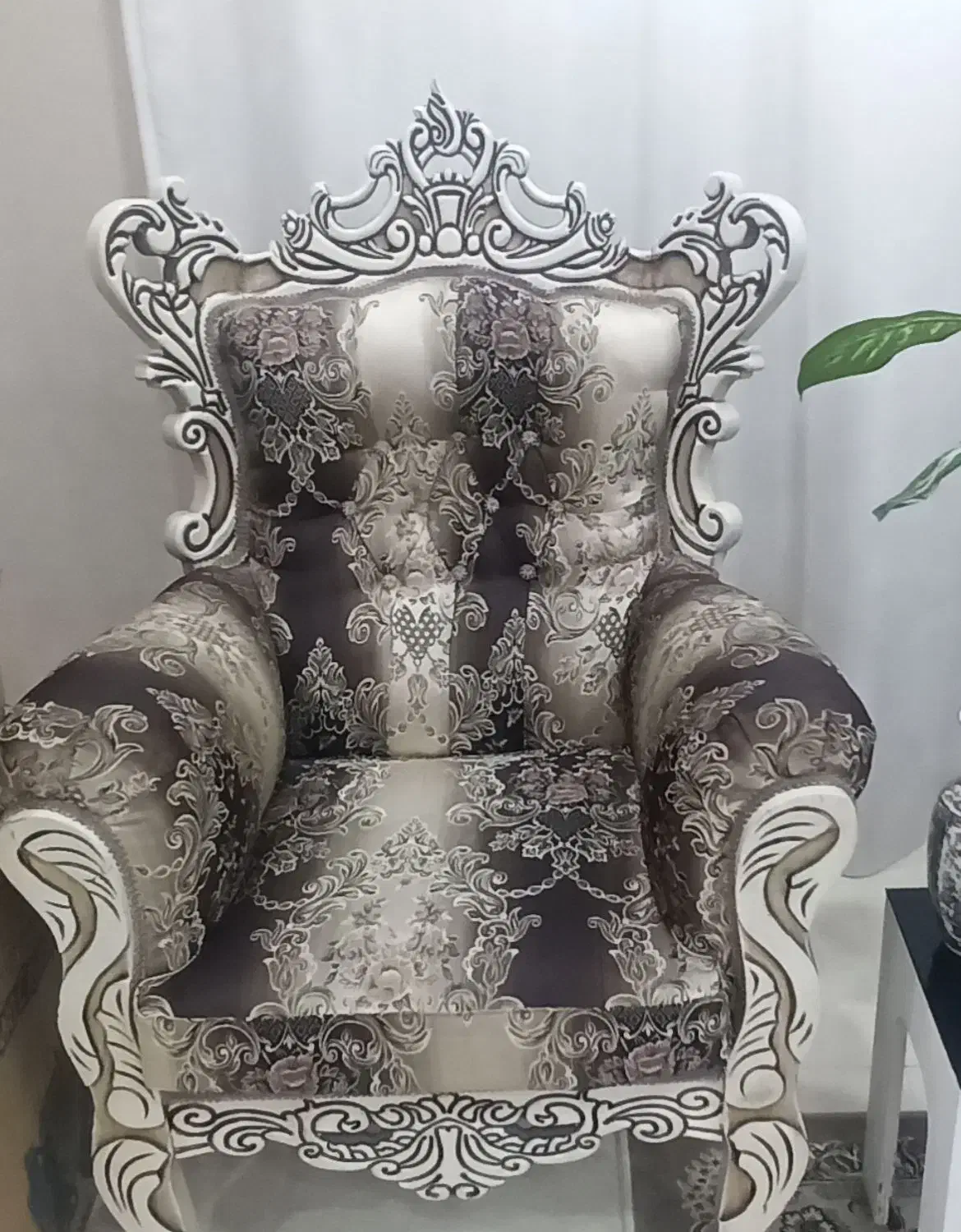 مبل هفت نفره سلطنتی در حد نو|مبلمان خانگی و میز عسلی|مهدی شهر, |دیوار