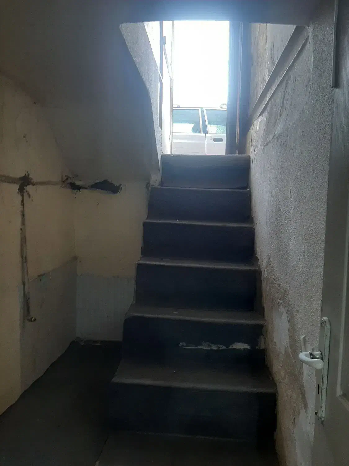 اجاره واحد ۶۵ متری