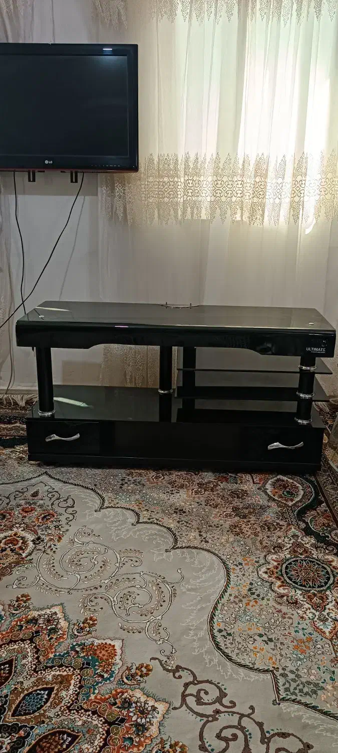 زیر تلویزیون شیشه ای|میز تلویزیون|بروجرد, |دیوار