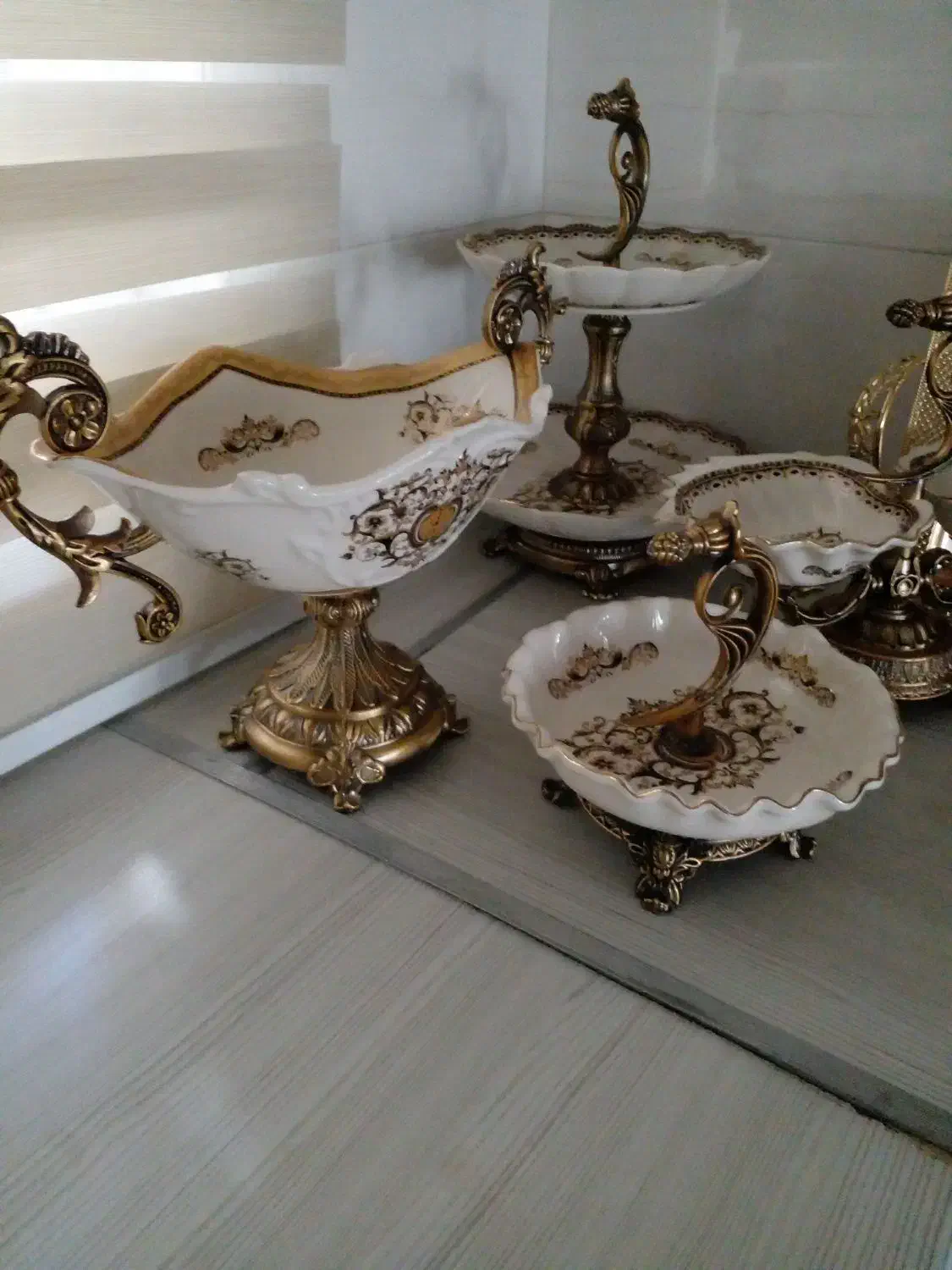 سرویس پذیرای سرامیکی|ظروف سرو و پذیرایی|گنبد کاووس, |دیوار