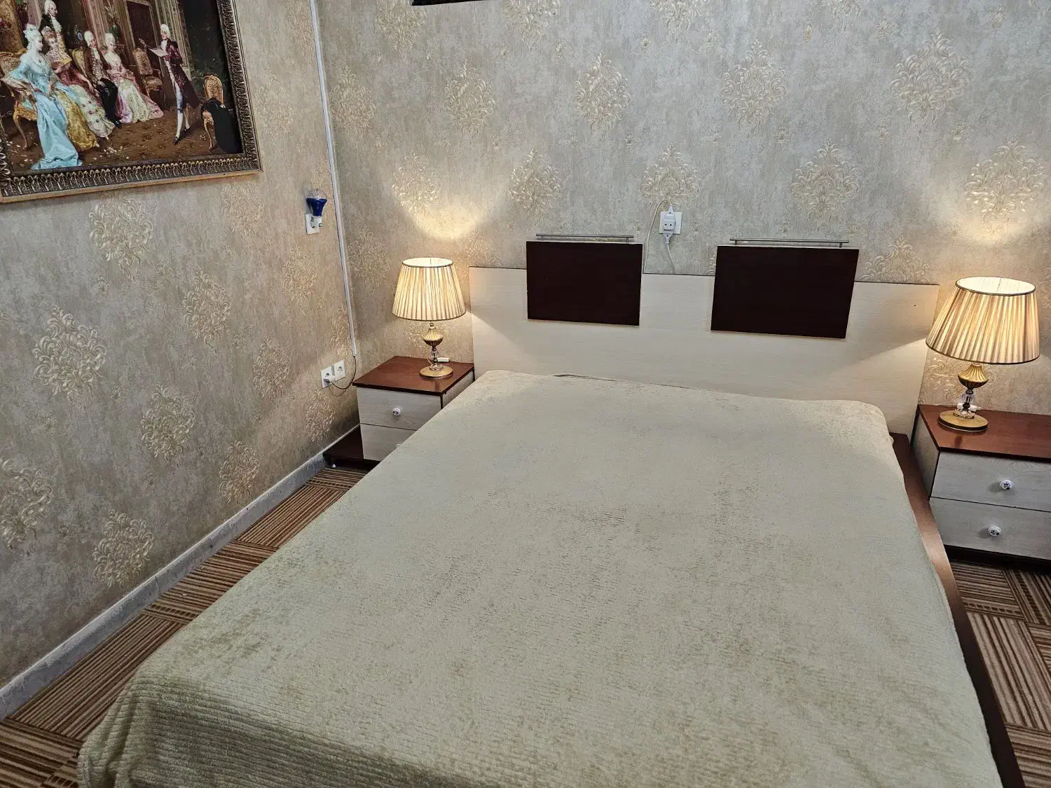 واحدویلایی یک قدمی۳۳پل ،چهارباغ بالا|اجارهٔ کوتاهمدت آپارتمان و سوئیت|اصفهان, باغ نگاره|دیوار