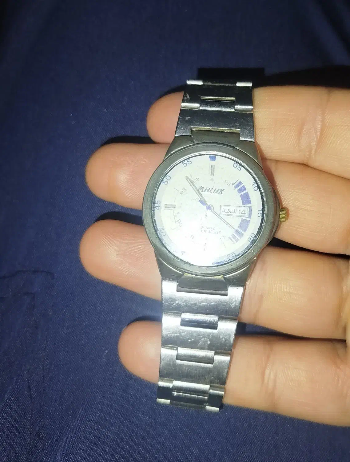 ساعت آبالوس|ساعت|جوانرود, |دیوار