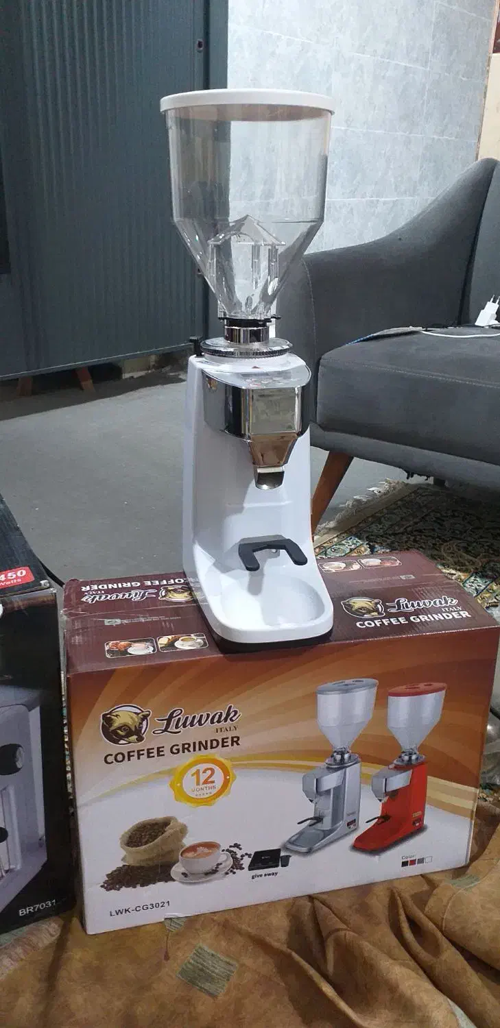 دستگاه اسپرسو همرا با آسیاب کن|کافیشاپ و رستوران|آبادان, |دیوار