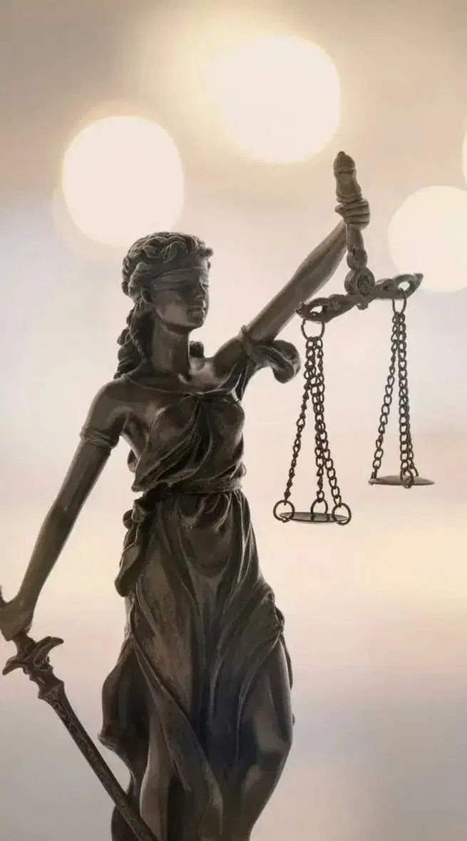 وکیل پایه یک دادگستری(حقوقی،کیفری،خانواده)|خدمات مالی، حسابداری، بیمه|اهواز, پادادشهر|دیوار