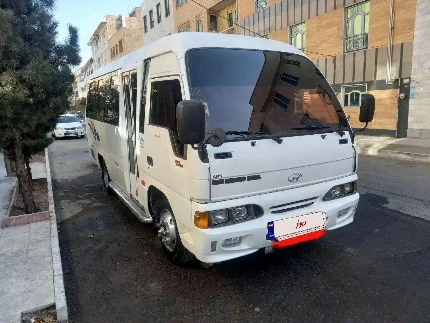 مینی بوس هیوندا  ۸۹|خودرو سنگین|اندیشه, اندیشه فاز ۲|دیوار
