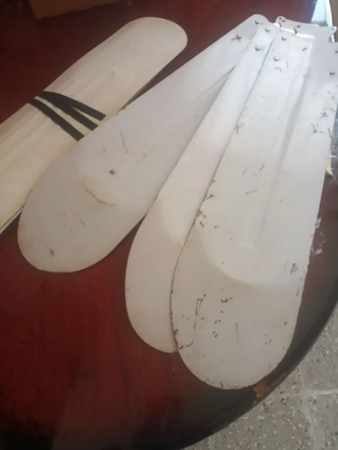 پرکه پنکه سقفی|پنکه و تصفیهکنندهٔ هوا|ایذه, |دیوار