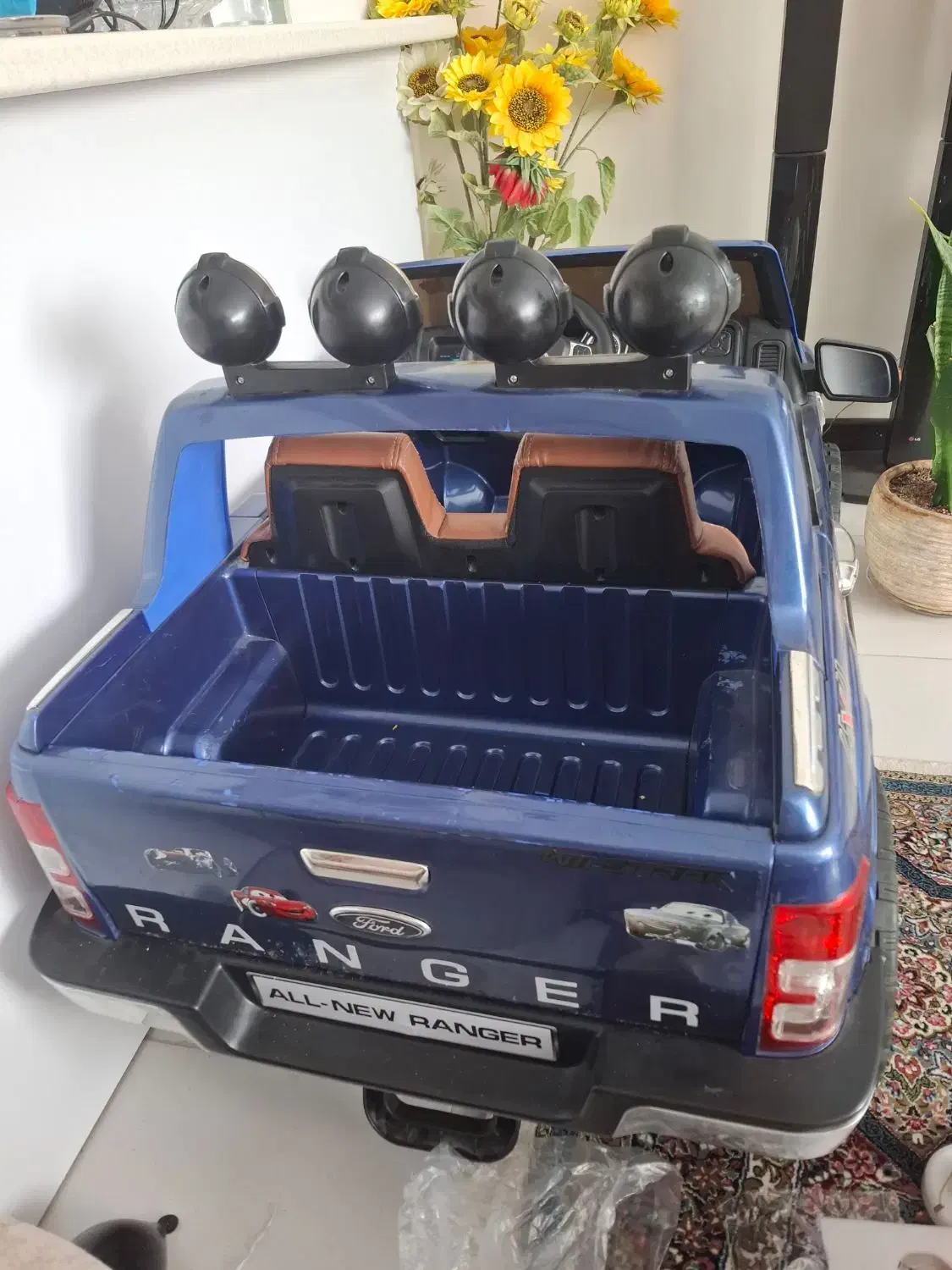 ماشین فورد شارژی دو موتور قوی|اسباب‌بازی بچه|پردیس, فاز ۸|دیوار