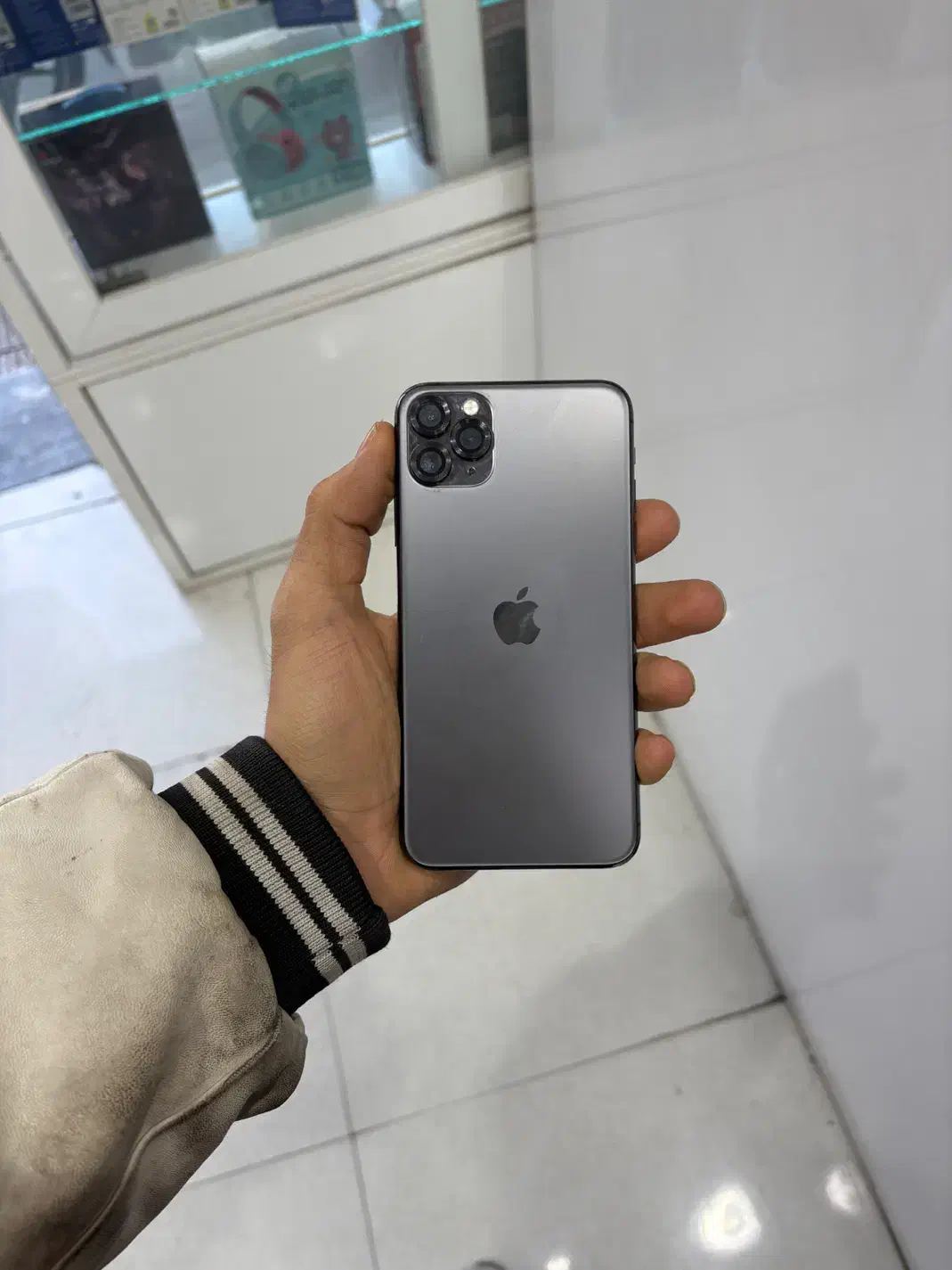 ایفون ۱۱پرومکس zaa|موبایل|اندیشه, اندیشه فاز ۱|دیوار