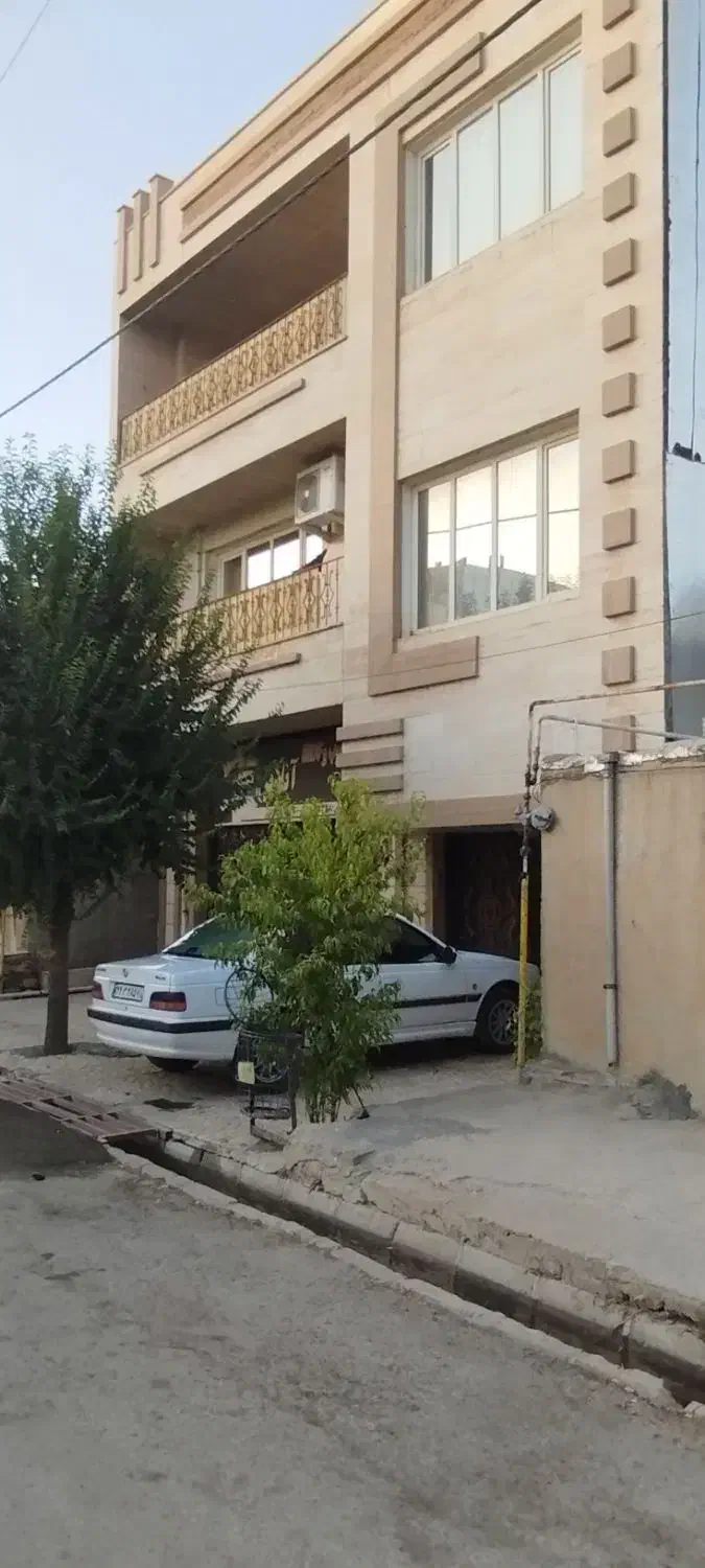 فروش آپارتمان ۴۷۵ متری ۳ خوابه|فروش آپارتمان|ایوان, |دیوار