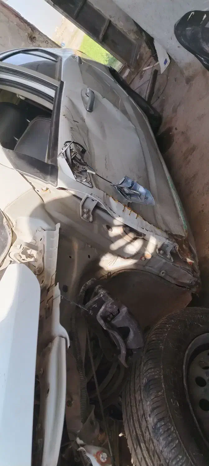 برلیانس تصادفی مدل 96|خودرو سواری و وانت|اصفهان, امیرعرب|دیوار