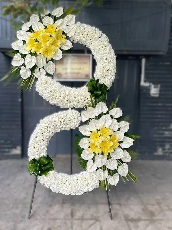 تاج گل تسلیت با ارسال فوری|گل و گیاه طبیعی|تهران, پونک|دیوار