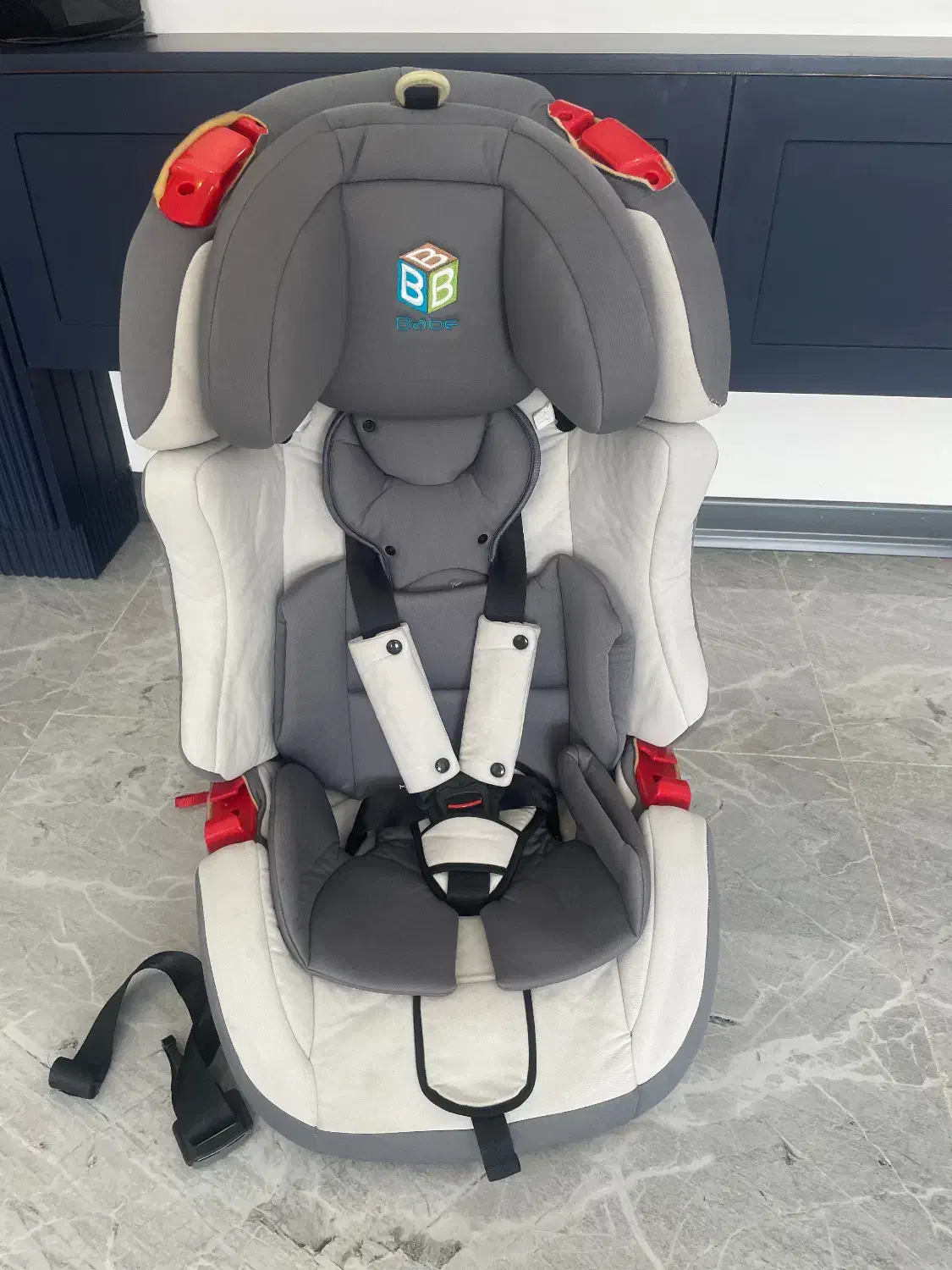 صندلی ماشین کودک|تخت و صندلی بچه|فردیس, قریشی|دیوار