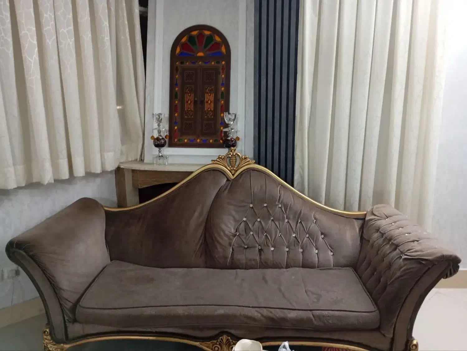 مبل ۳ نفره|مبلمان خانگی و میز عسلی|مشهد, چهارچشمه|دیوار