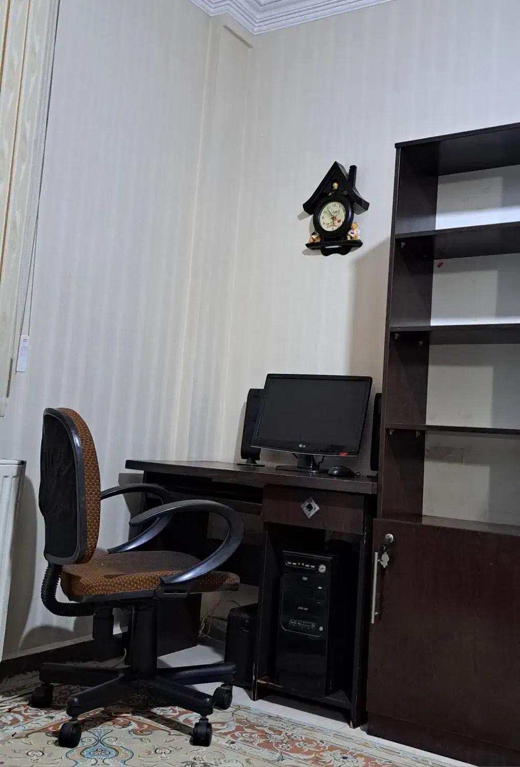 کتابخانه،میز ،صندلی|مبلمان اداری|کرمانشاه, |دیوار
