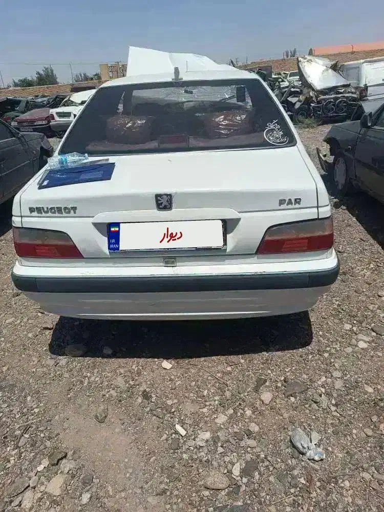 پارس سفید تصادفی|خودرو سواری و وانت|سیرجان, |دیوار