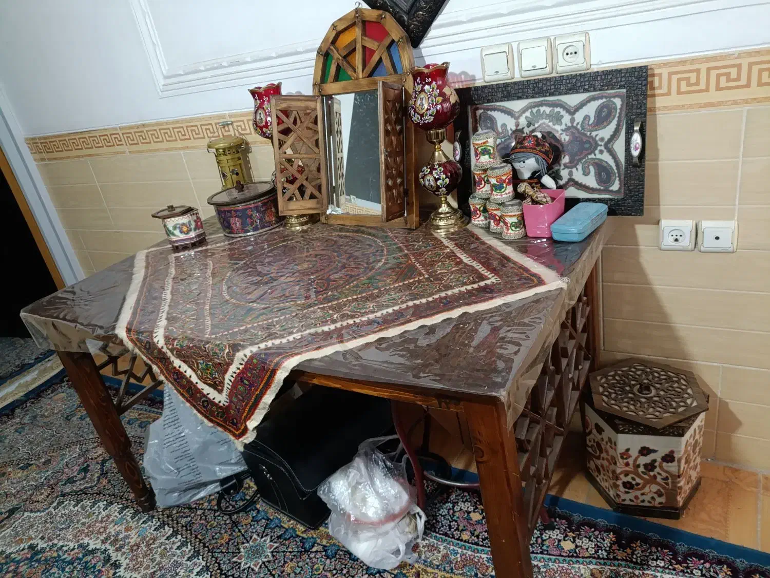 میز و صندلی|کافی‌شاپ و رستوران|کرمان, |دیوار