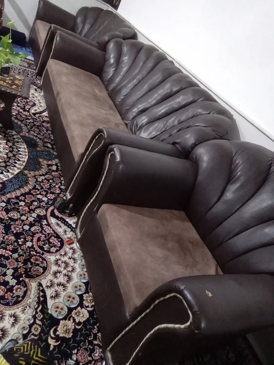 مبل قهوه ای|مبلمان خانگی و میز عسلی|نیشابور, هفده شهریور|دیوار