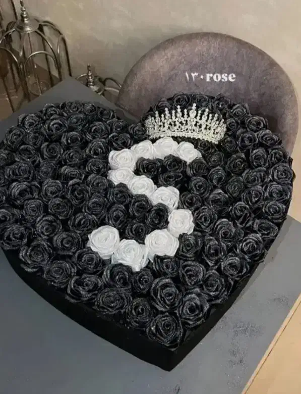 ولنتاینن نزدیکه|گل مصنوعی|سنندج, |دیوار