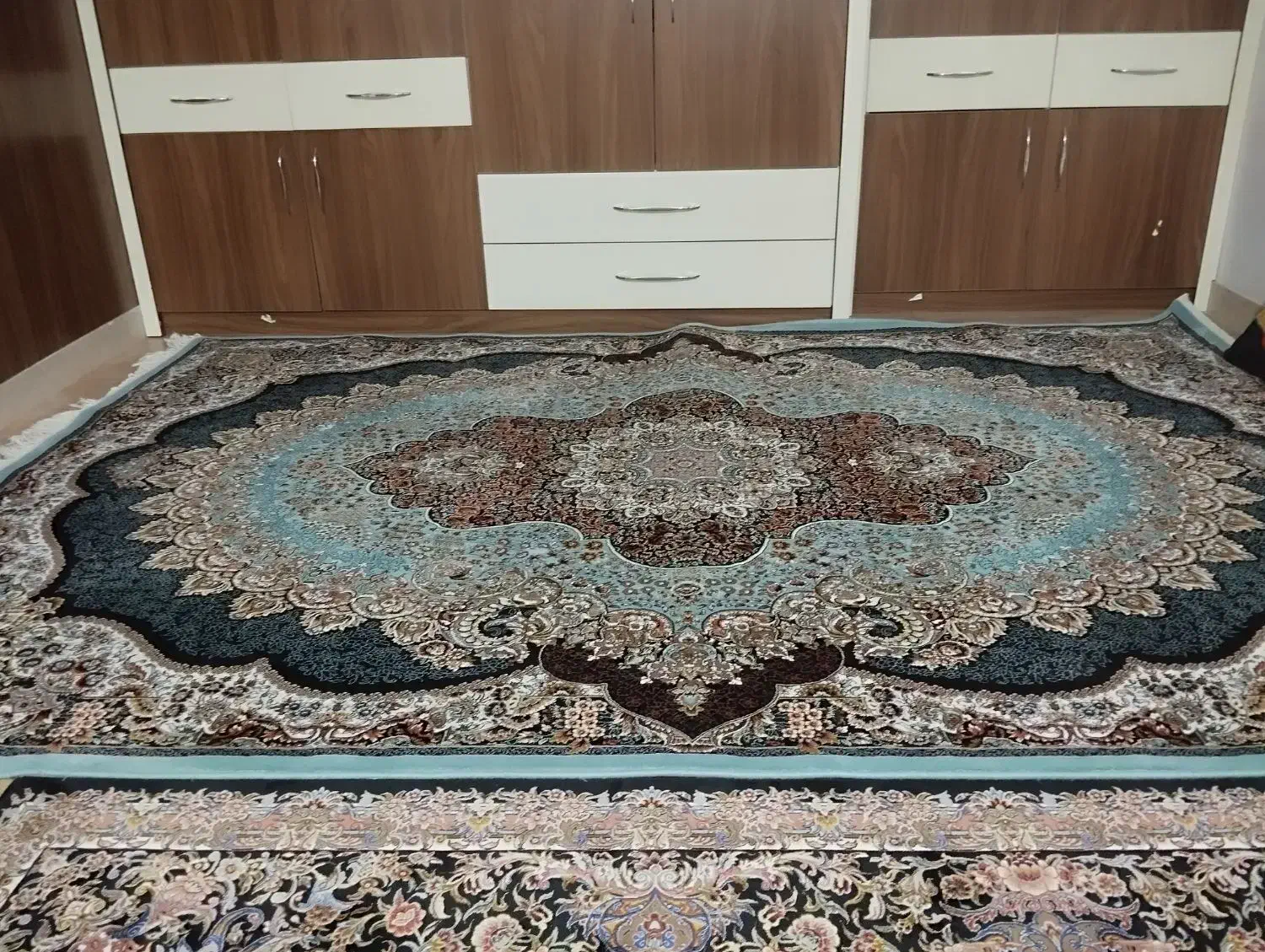 فرش شش متری ۷۰۰شانه تراکم ۲۵۵۰|فرش|لنگرود, |دیوار